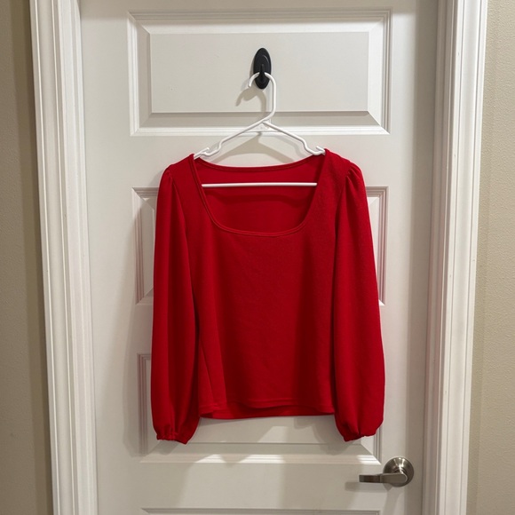 Lyaner Tops - ✨Ruby Red 💋 Puffed Sleeve Blouse✨